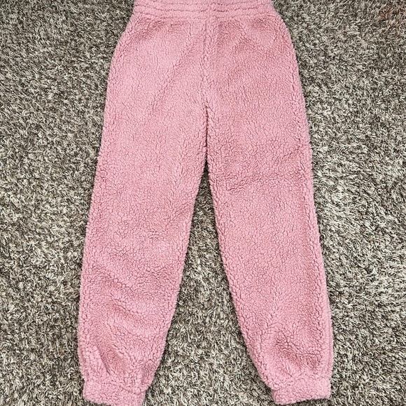 Mauve Faux Fur Sherpa Lounge Pants - Picture 6 of 10